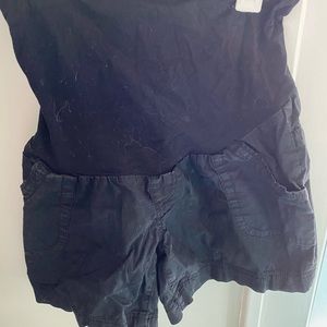Motherhood maternity black shorts